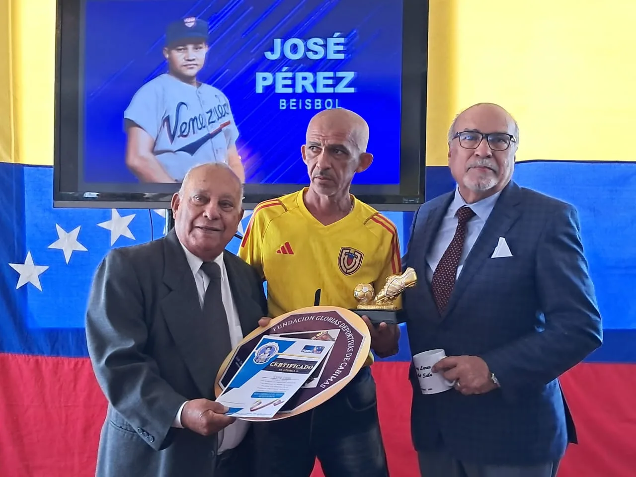 Glorias Deportivas de Venezuela reconoce a El Regional del Zulia 16