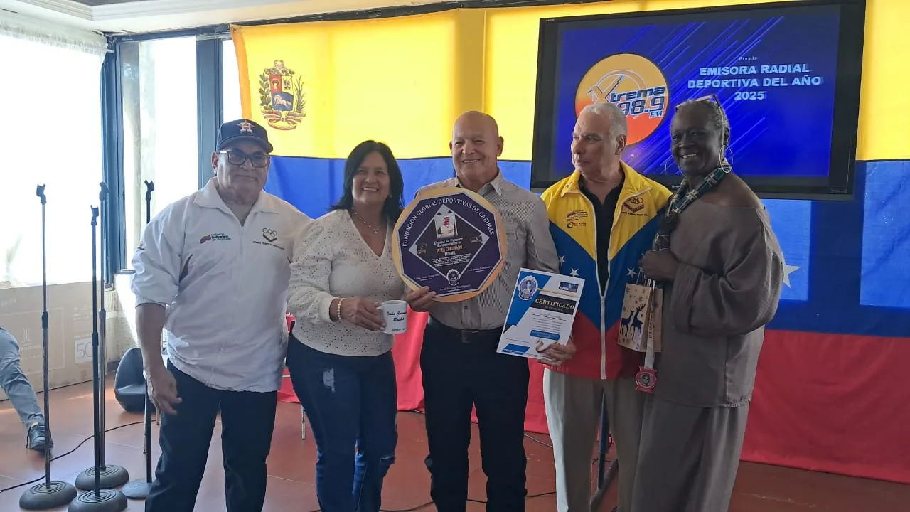 Glorias Deportivas de Venezuela reconoce a El Regional del Zulia 30