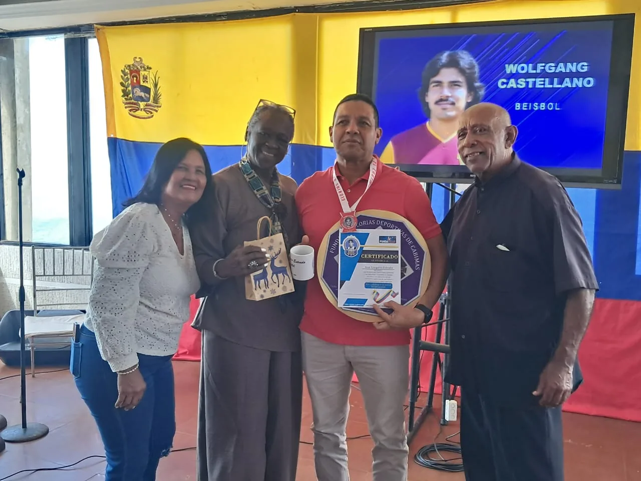 Glorias Deportivas de Venezuela reconoce a El Regional del Zulia 32