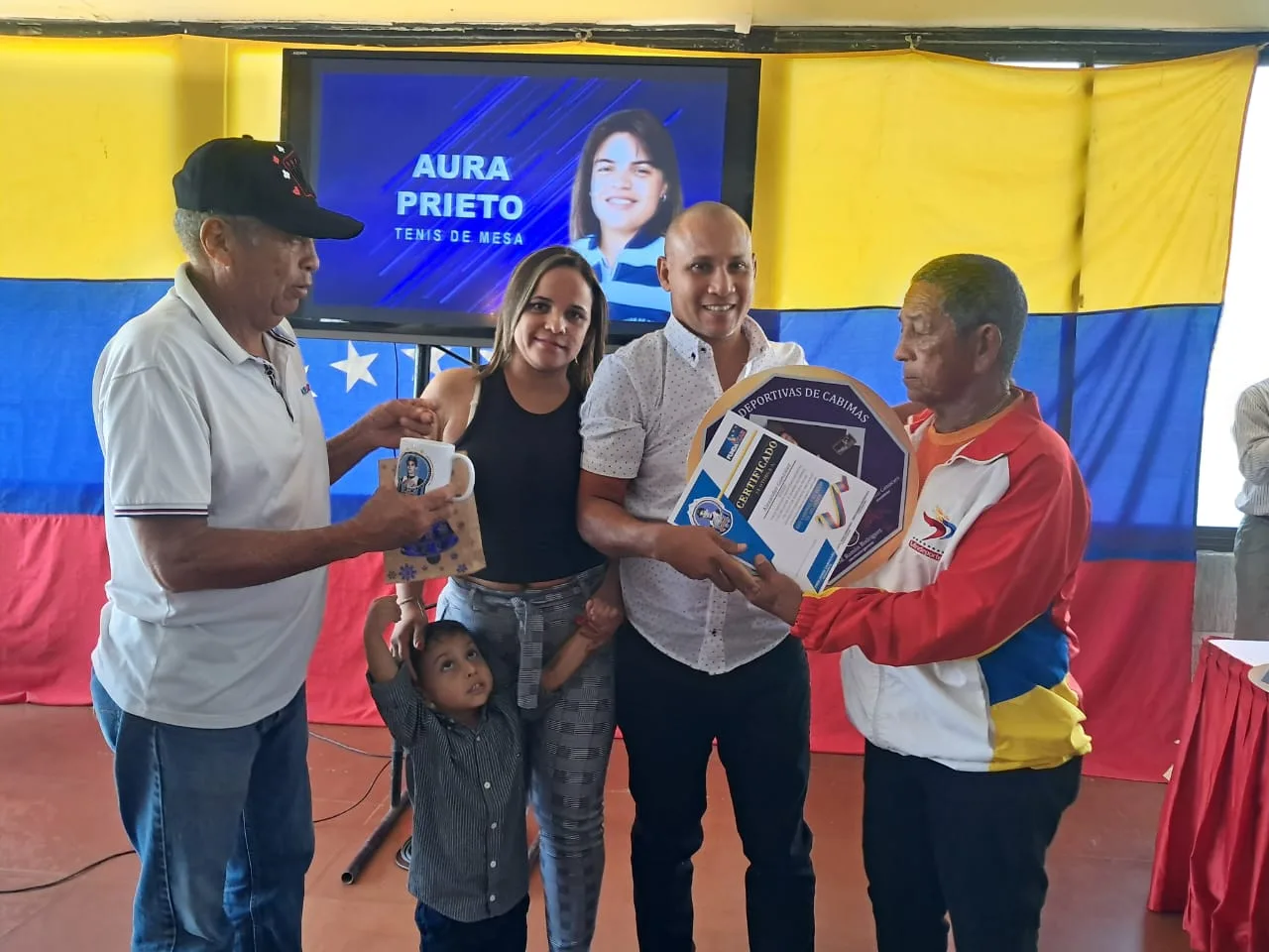 Glorias Deportivas de Venezuela reconoce a El Regional del Zulia 38