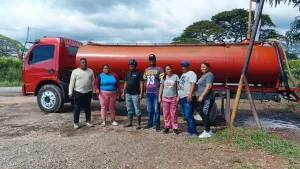La Alcaldía Bolivariana Valmore Rodríguez, bajo el liderazgo de la alcaldesa Yurani Pino, ha implementado un plan de contingencia para asegurar el suministro de agua potable a las comunidades de los campos petroleros.