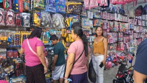 Lagunillas vibra con optimismo en víspera de Navidad