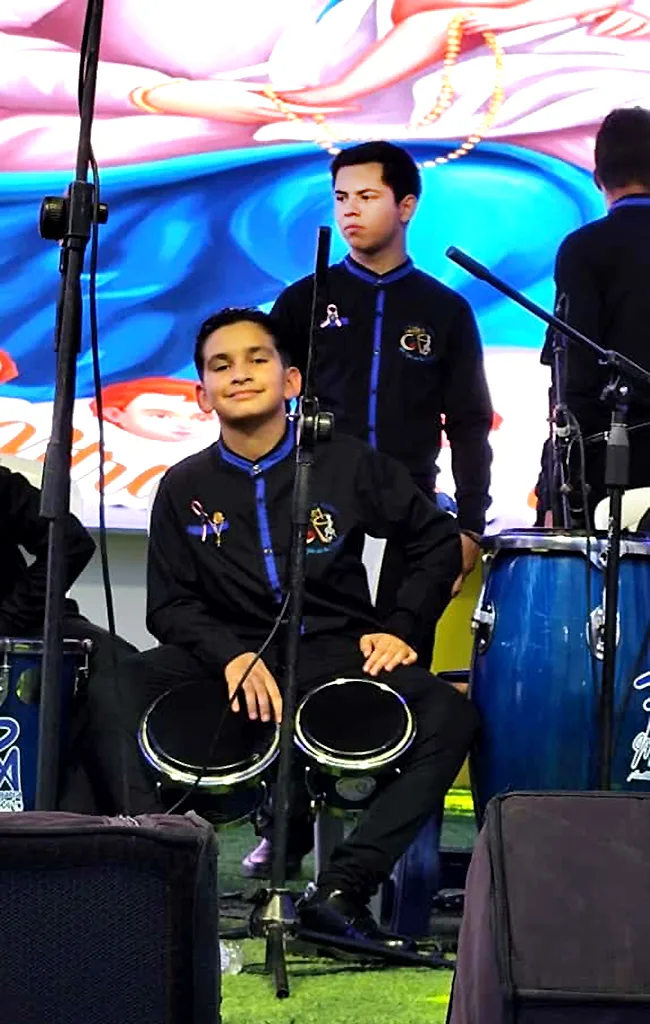 Los Hijos de la Chinita celebran el estreno de su nuevo cover 1 r