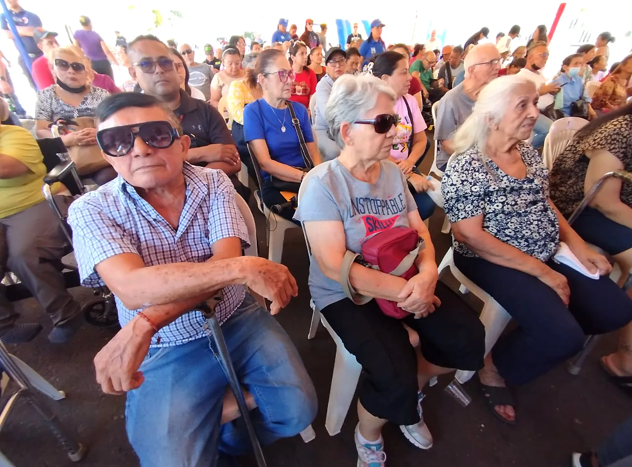 Más de cien ayudas humanas entregadas