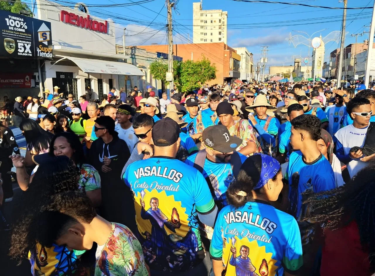 Procesión de San Benito rumbo a La Rosa