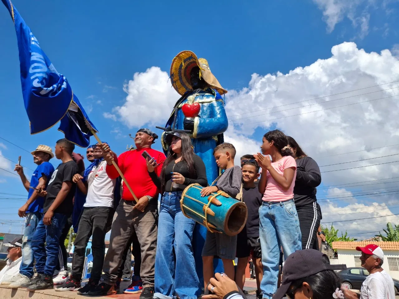 Procesión de San Benito rumbo a La Rosa