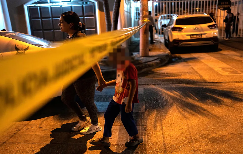 Sicarios asesinan a cuatro hermanos en Ecuador delante de sus padres