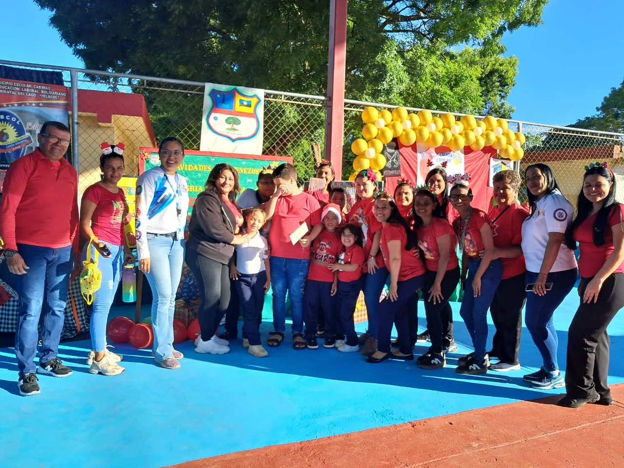 40 instituciones realizaron Parrandón Navideño