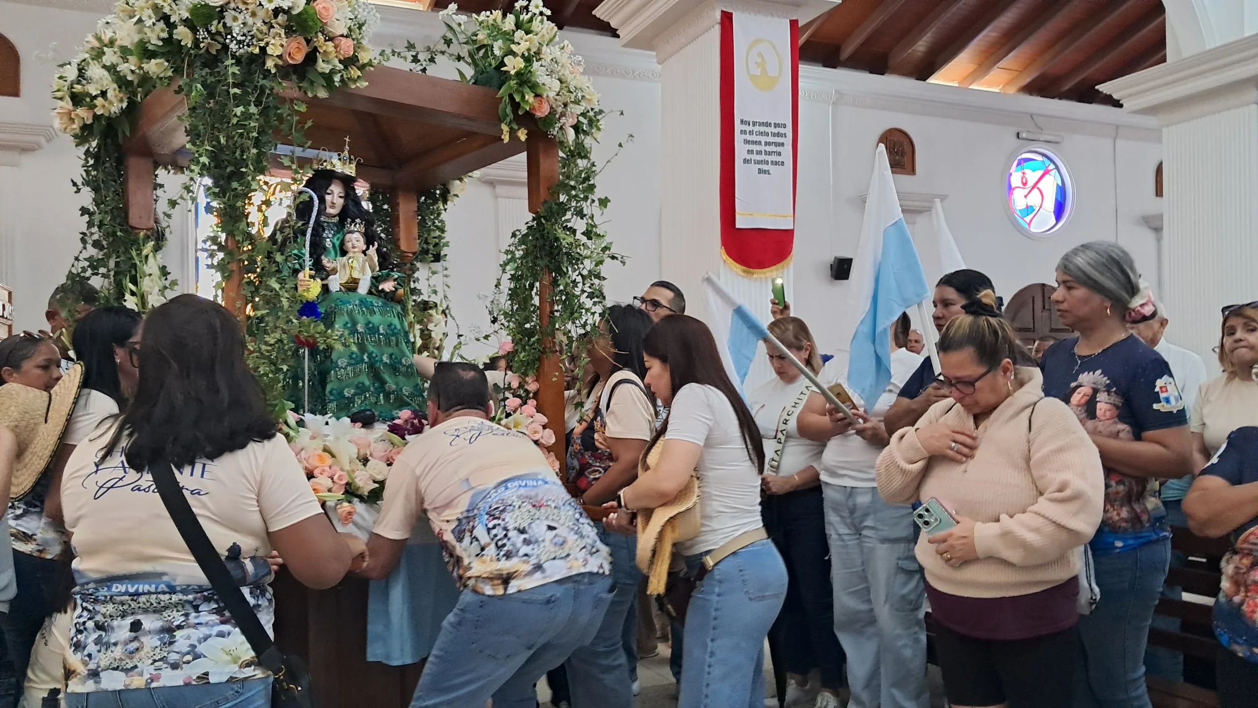 Este miércoles 14 de enero, el municipio Lagunillas se unió al júbilo nacional para celebrar el día de la Divina Pastora.