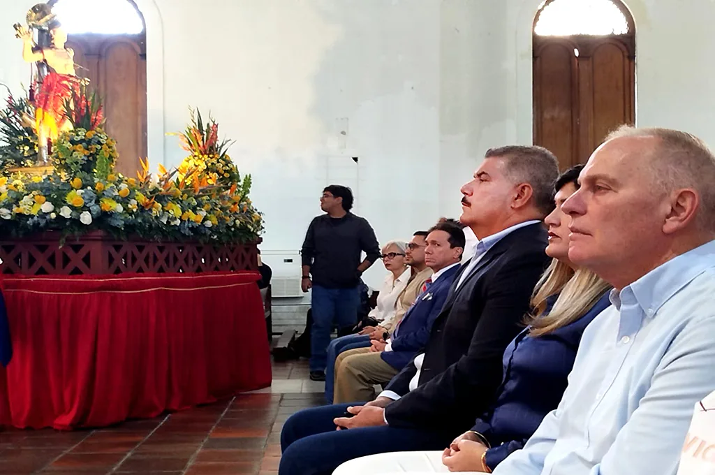 Di Martino pedimos a San Sebastián por la paz