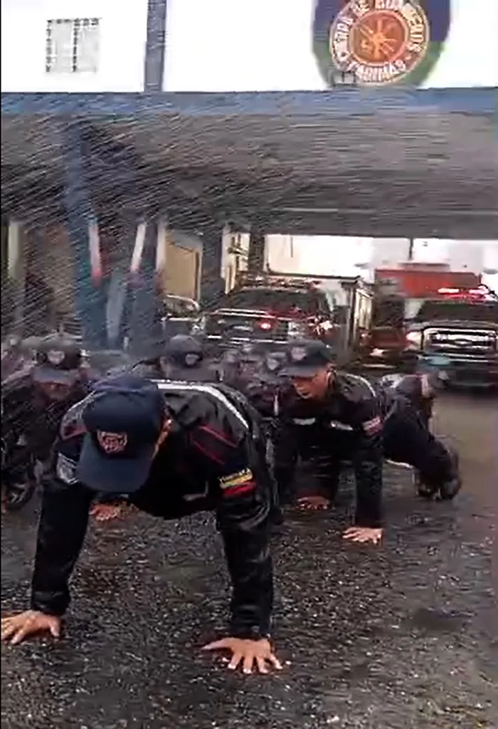 BOMBEROS GRADUANDOS 7 R Bautizo del nuevo grupo bomberil Cabimas