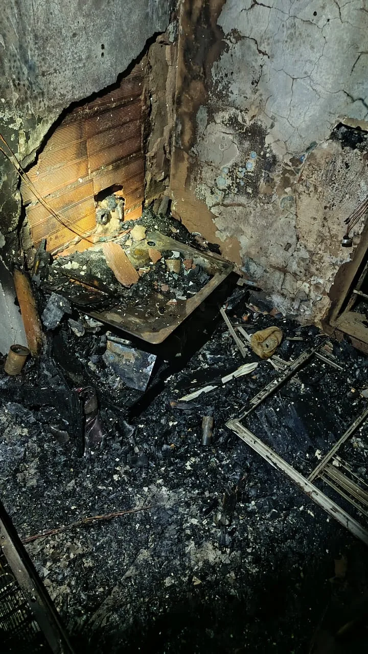 Bomberos de Cabimas sofocan incendio en panadería de la Urbanización Las 50 9