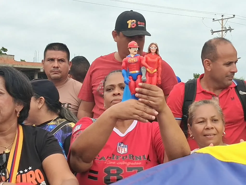 Cabimas se moviliza masivamente en apoyo al presidente Nicolás Maduro 3