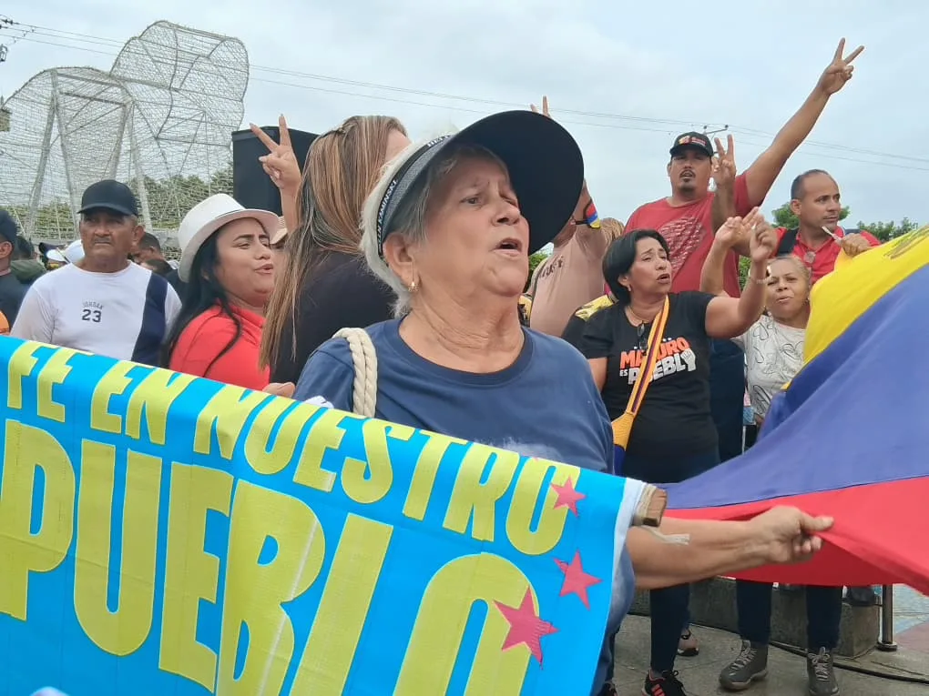 Cabimas se moviliza masivamente en apoyo al presidente Nicolás Maduro 6 Cabimas se moviliza masivamente en apoyo al presidente Nicolás Maduro