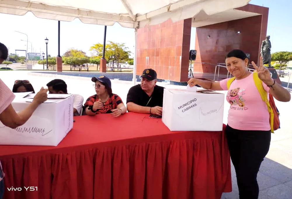 Cartas a Nicolás Maduro y Cilia Flores 5 R
