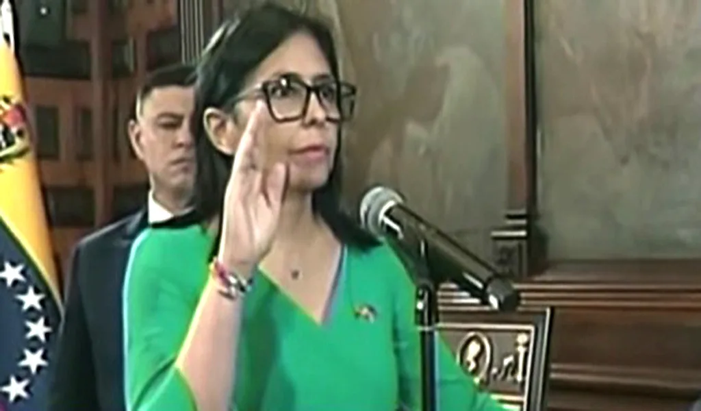 Delcy Rodríguez juramentada