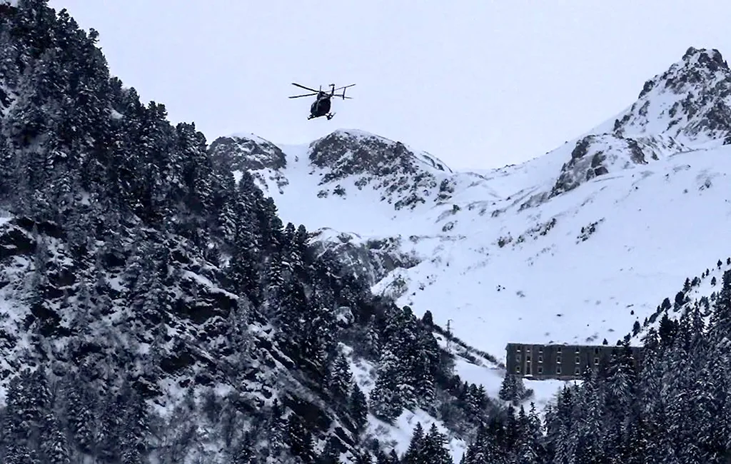 Fallecen tres esquiadores en los Alpes franceses por avalanchas