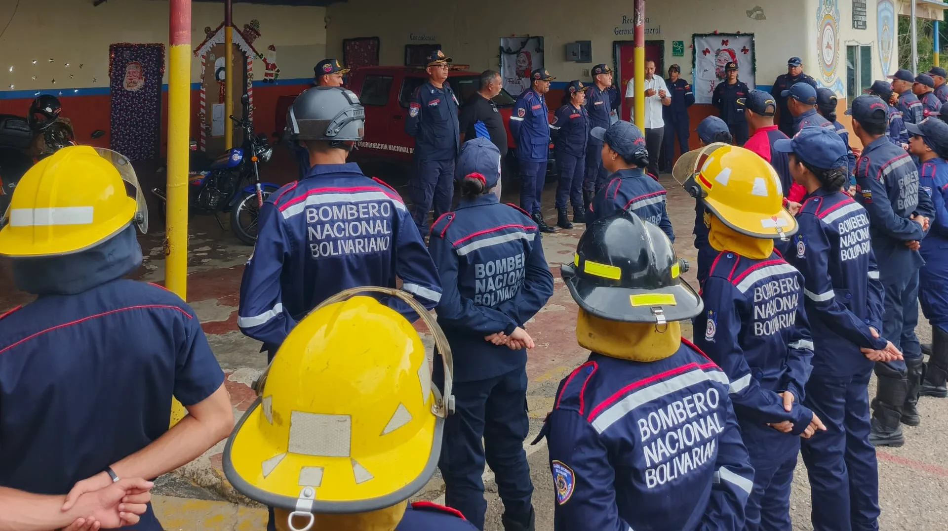 Cuerpo de Bomberos de Valmore Rodríguez fortalece su pie de fuerza con seis nuevos funcionarios