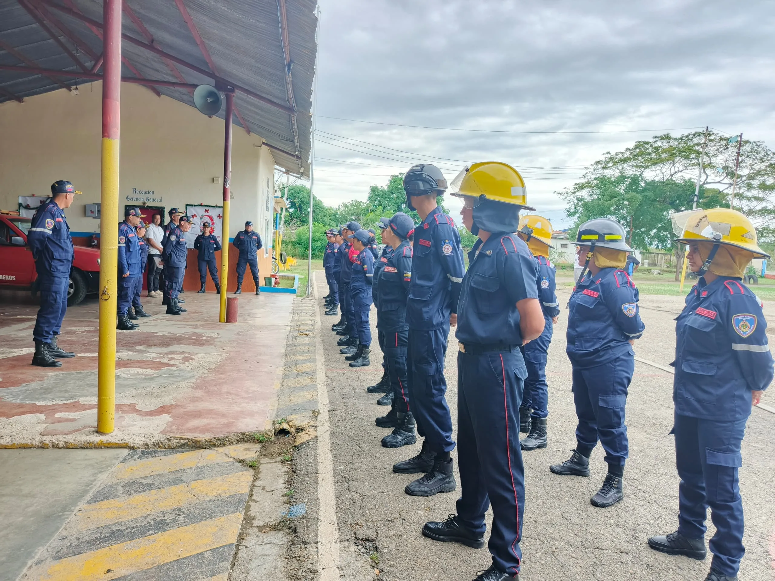 Cuerpo de Bomberos de Valmore Rodríguez fortalece su pie de fuerza con seis nuevos funcionarios