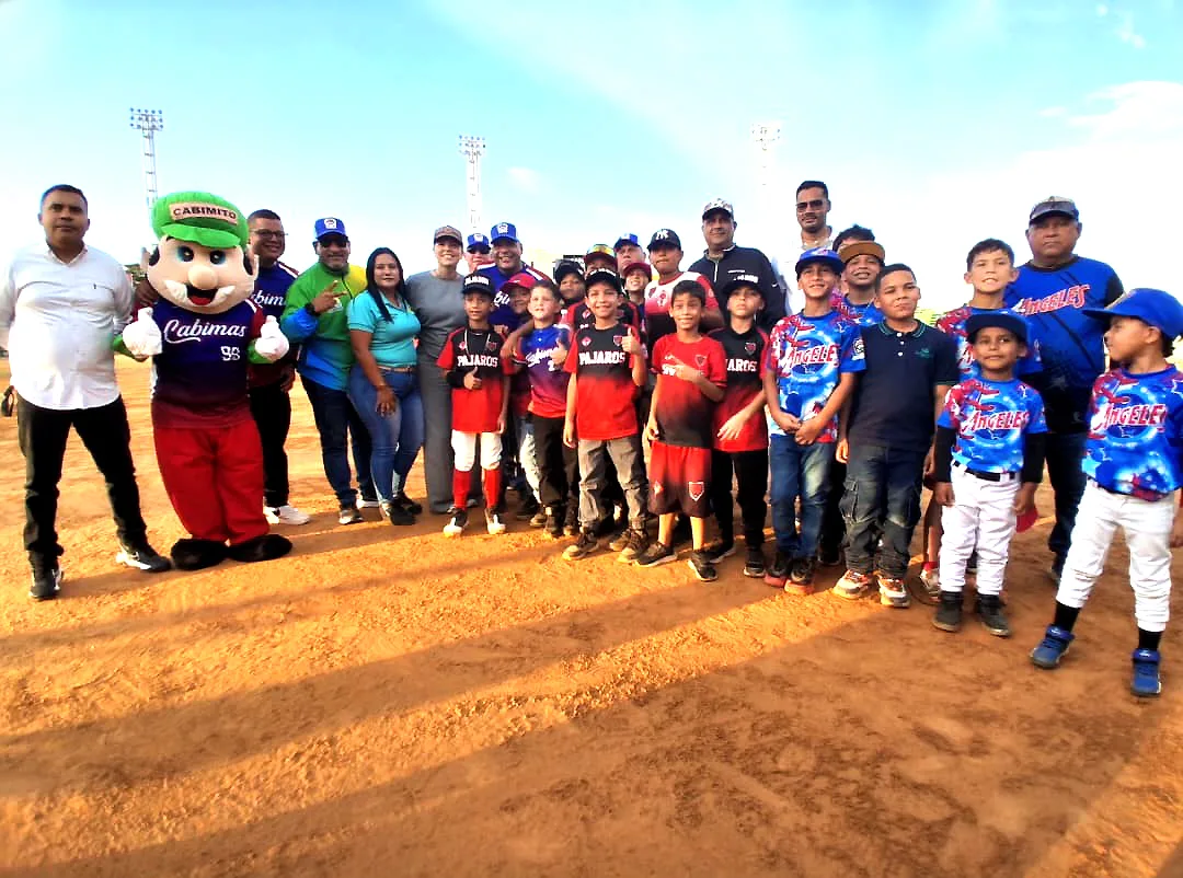 Inauguración de la Final Nacional Senior de Pequeñas Ligas en Cabimas 4 r