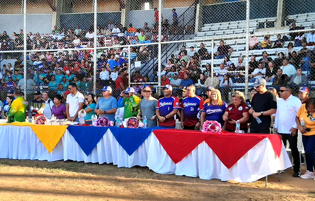 Inauguración de la Final Nacional Senior de Pequeñas Ligas en Cabimas