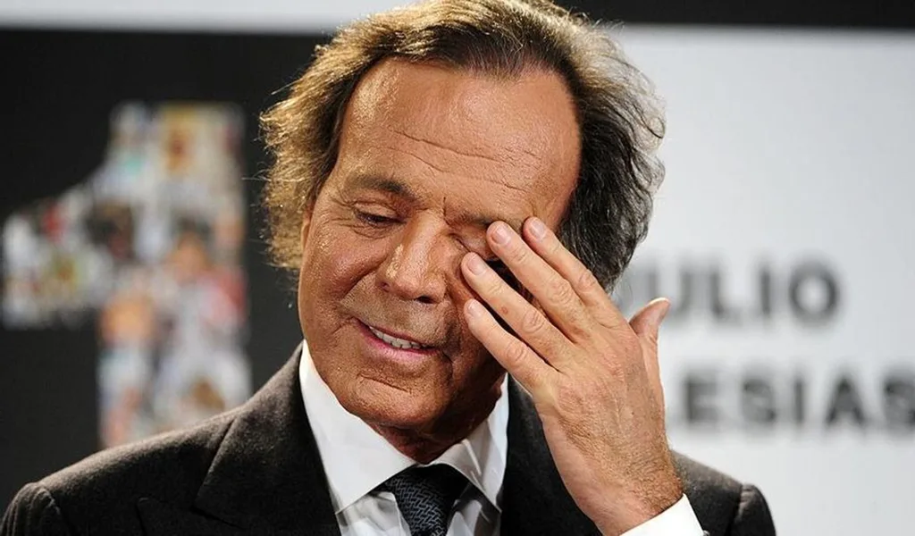 Fiscalía archiva denuncia contra Julio Iglesias