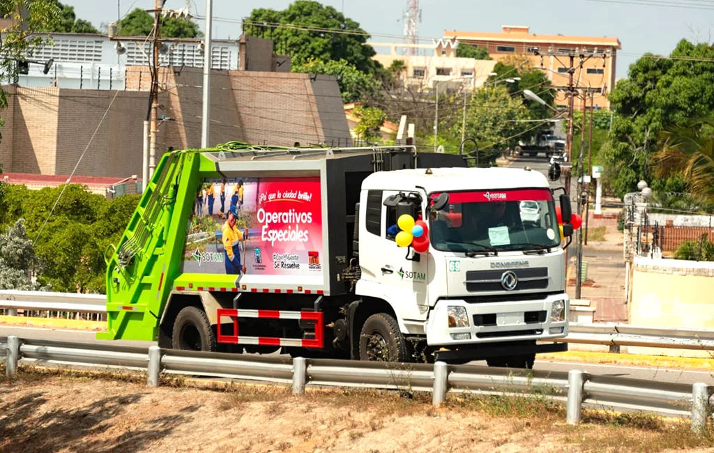 Llegaron a Maracaibo 30 compactadores