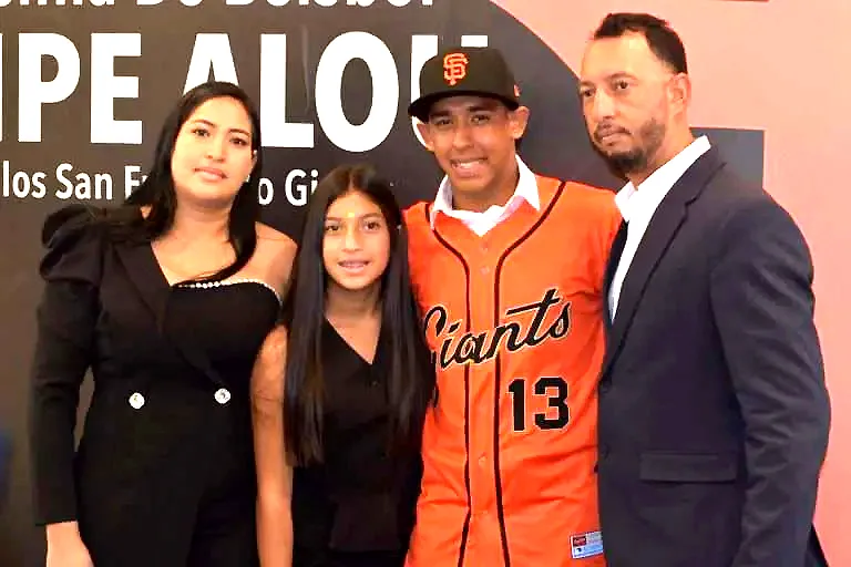 Luis Hernández y Francisco Rentería en la cima del Draft de de la MLB