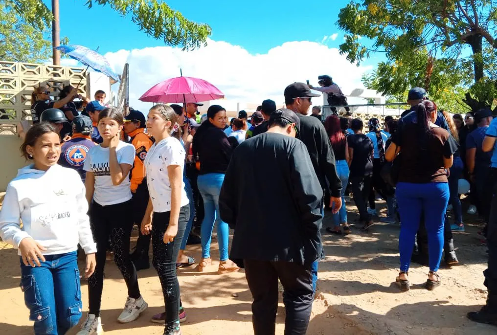 Miranda despide a Miriam Luzardo