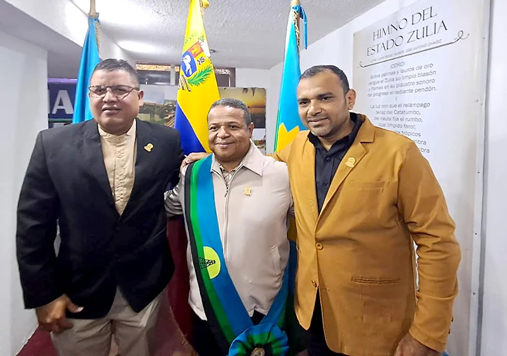 Olaire Domínguez presidente