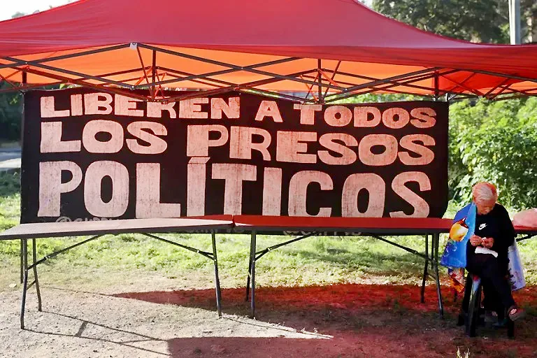 Liberación de dos ciudadanos peruanos encarcelados en Venezuela