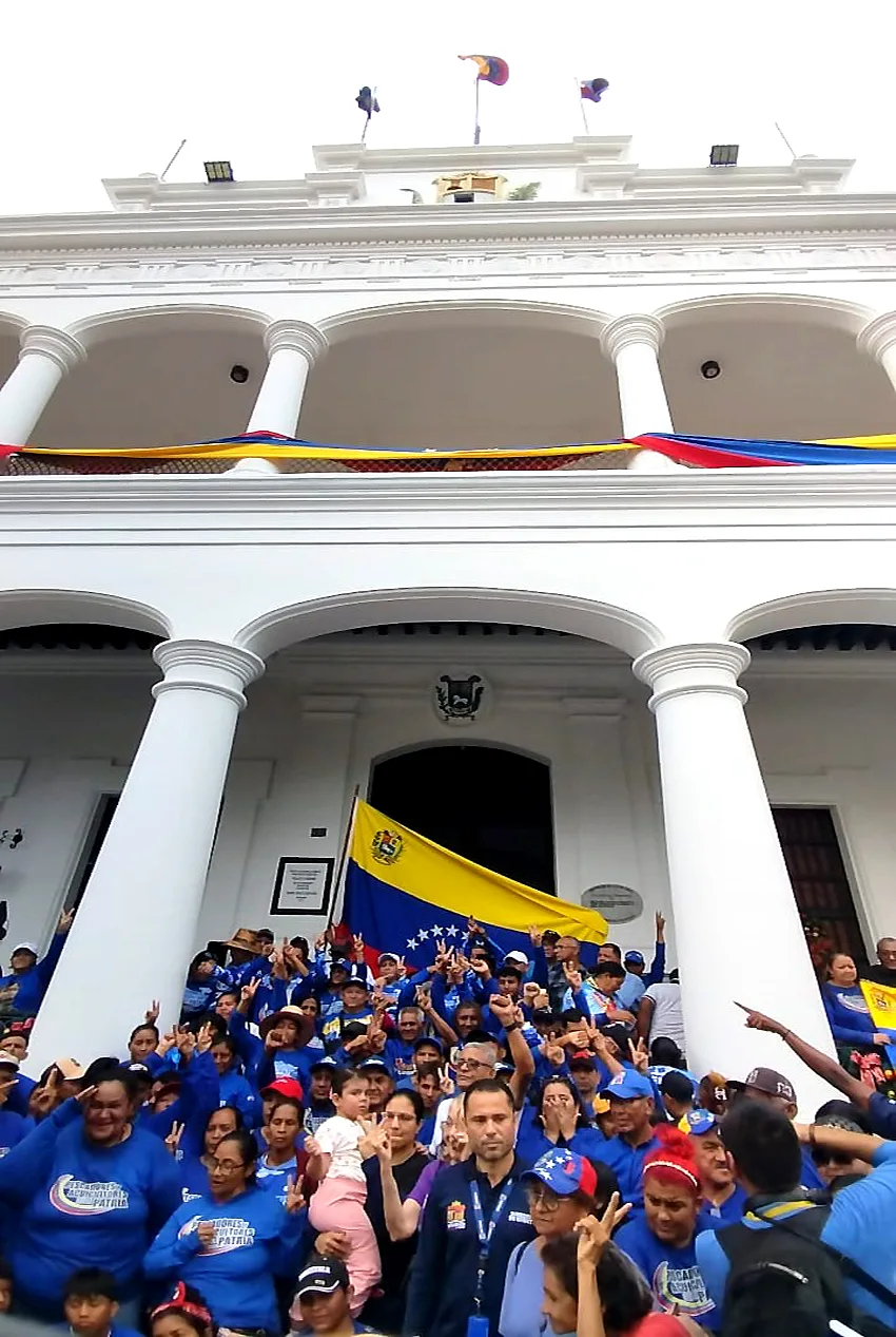Plaza Bolívar de Maracaibo Nicolás Maduro