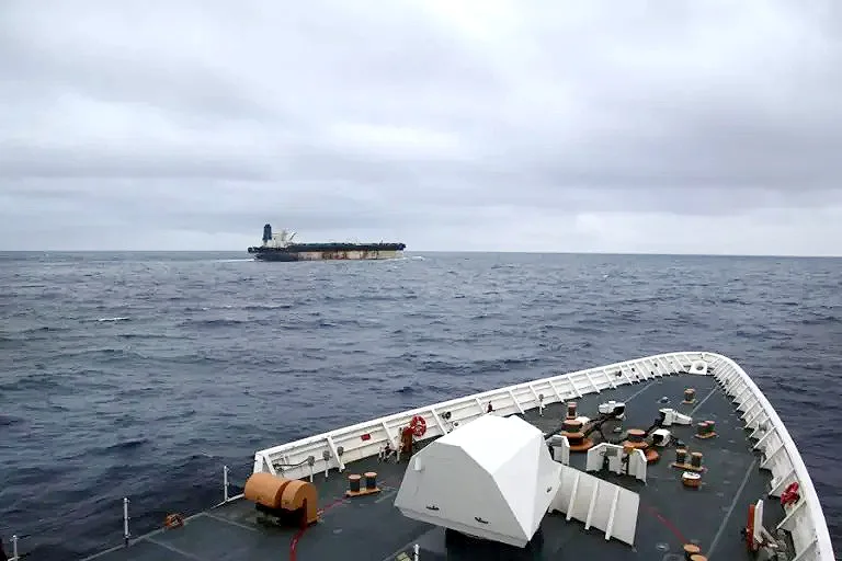 Tripulantes rusos del petrolero “Marinera”