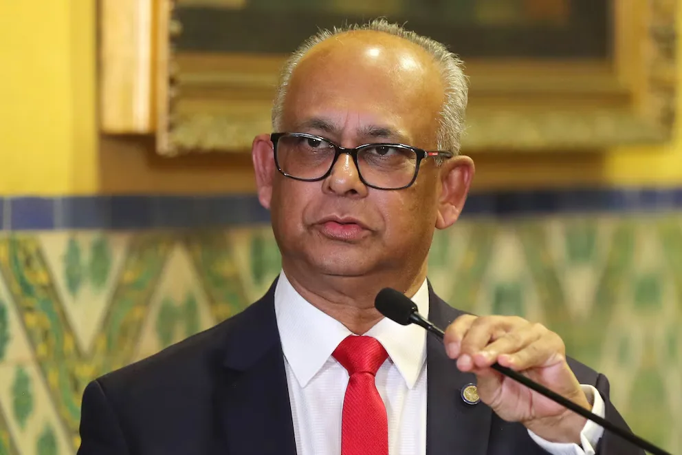secretario general de la OEA reiteró su disposición a apoyar la transición política en Venezuela