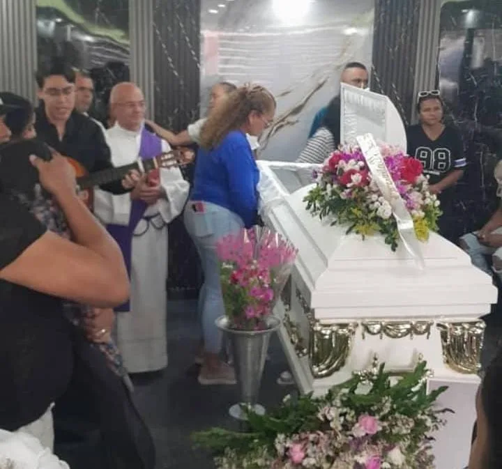 Miranda despide a Miriam Luzardo