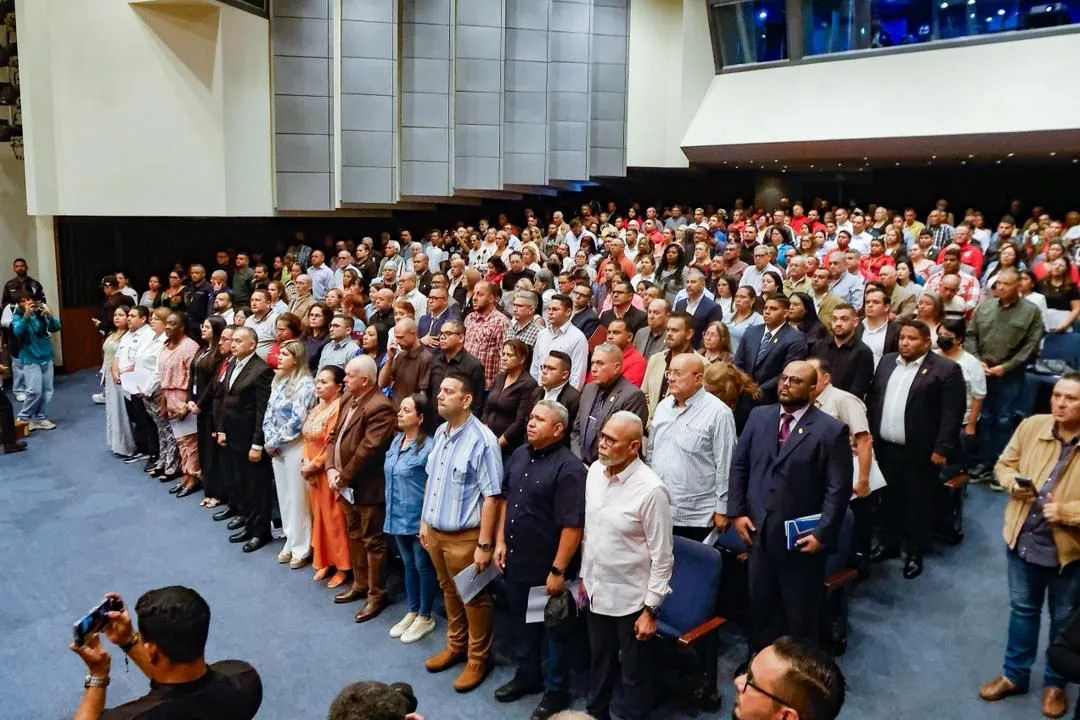 La actividad fue encabezada por el diputado Jorge Arreaza, presidente de la Comisión Especial para la promoción de la Consulta Pública de Ley de Amnistía, acompañado del gobernador del Zulia, Luis Caldera; y la presidenta del Consejo Legislativo del estado Zulia (Clez), Magdely Valbuena.