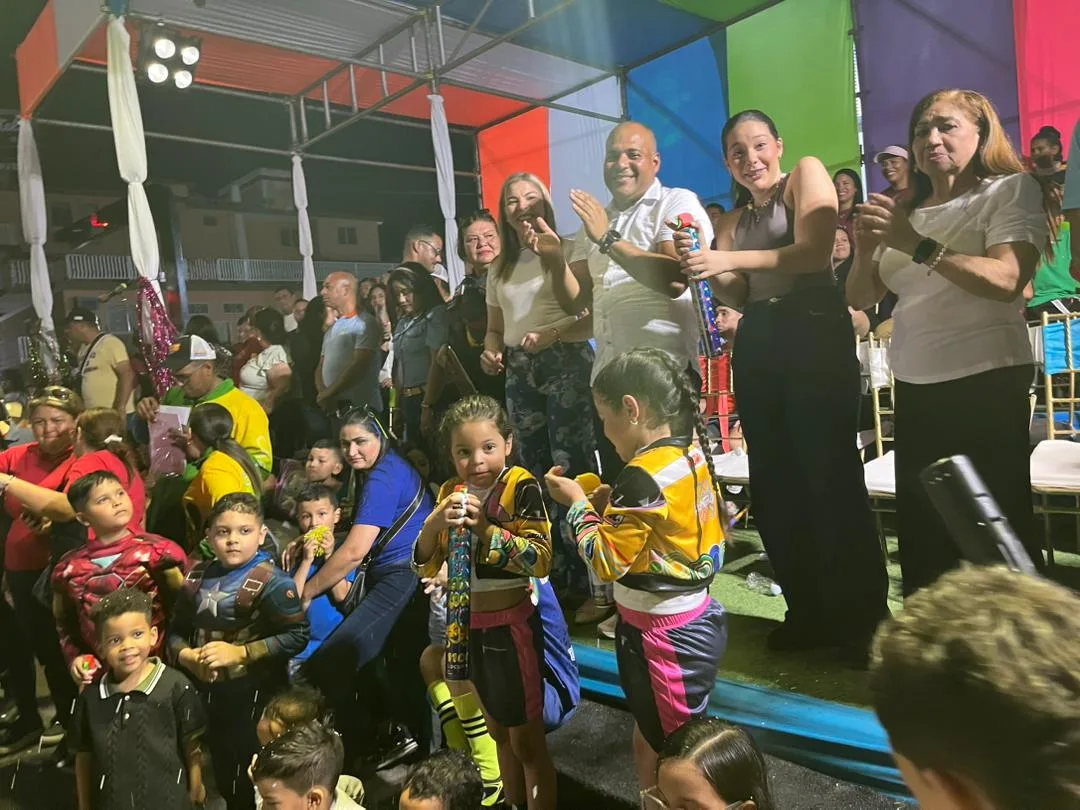 Desfile cierra las actividades de Carnaval en Cabimas