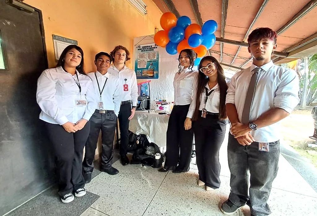 Expo Experimental de Física y Química