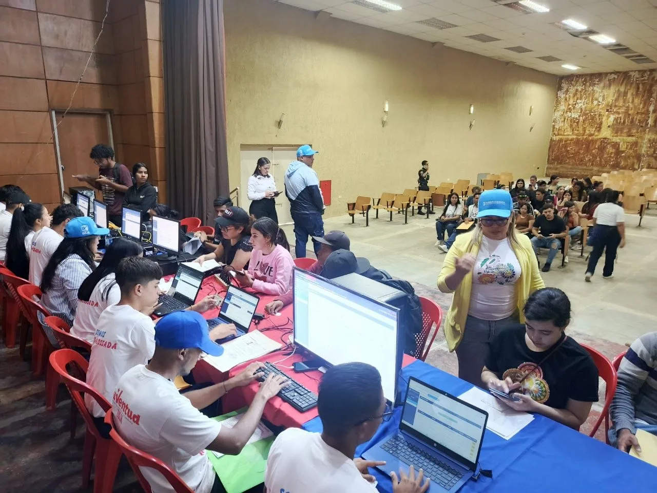 undaLossada en Lagunillas: Censados cerca de 1.500 bachilleres 