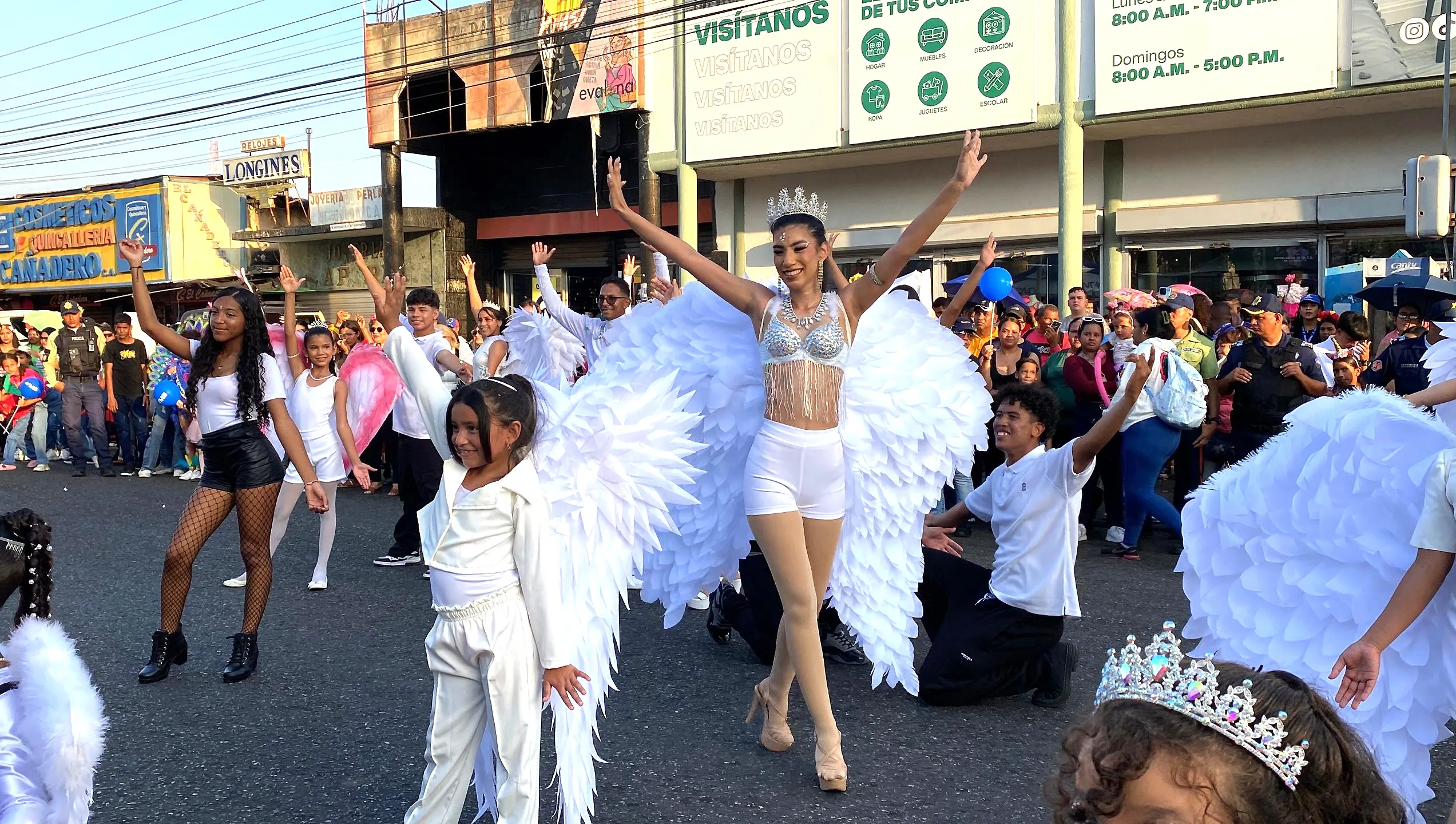Lagunillas dio inicio al Carnaval 2026 con multitudinario desfile 10r