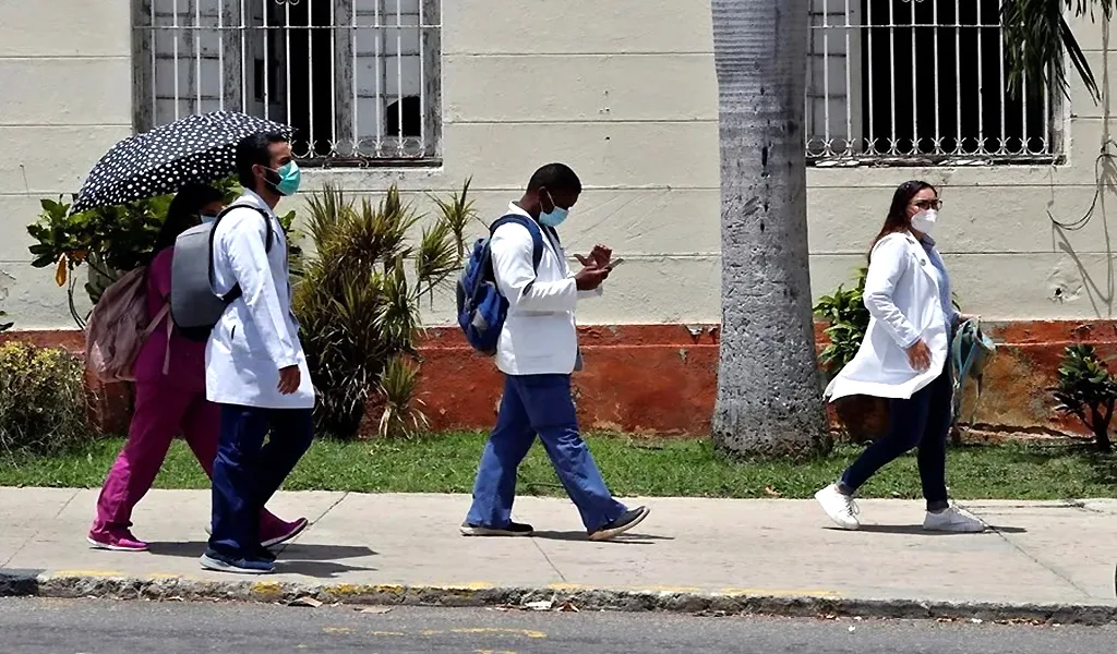 No solo es petróleo EE UU busca desmantelar las misiones médicas de Cuba 
