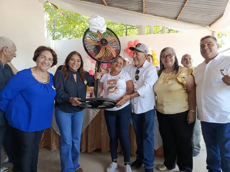 Seccionales de Acción Democrática en Bachaquero homenajearon a la mujer valmorense en su día