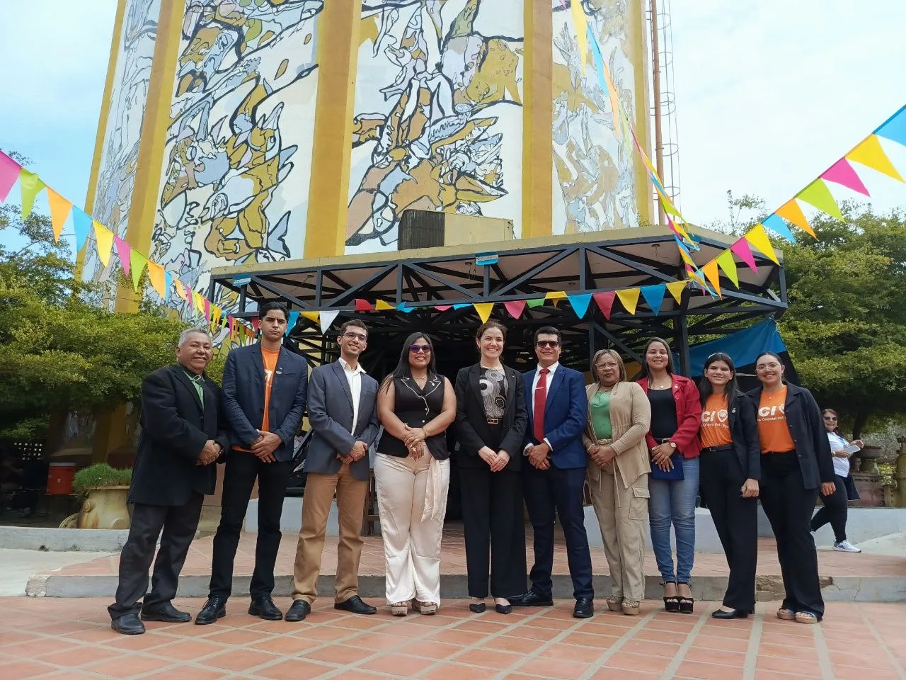 La representante brasileña arribó a la entidad como parte de su gira por Venezuela, con el firme propósito de potenciar acciones positivas y empoderar a la juventud de la Costa Oriental del Lago (COL).