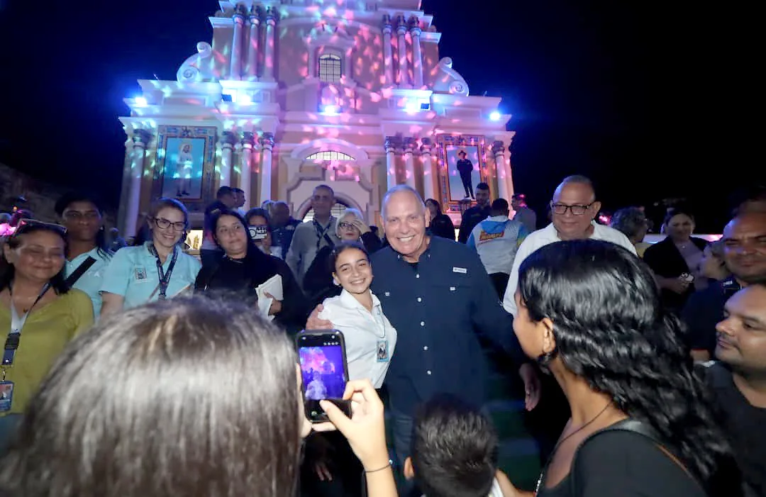 Entregaron rehabilitada la iglesia La Milagrosa