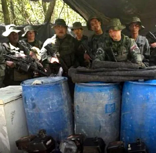 FANB destruye otro campamento de minería ilegal en Amazonas