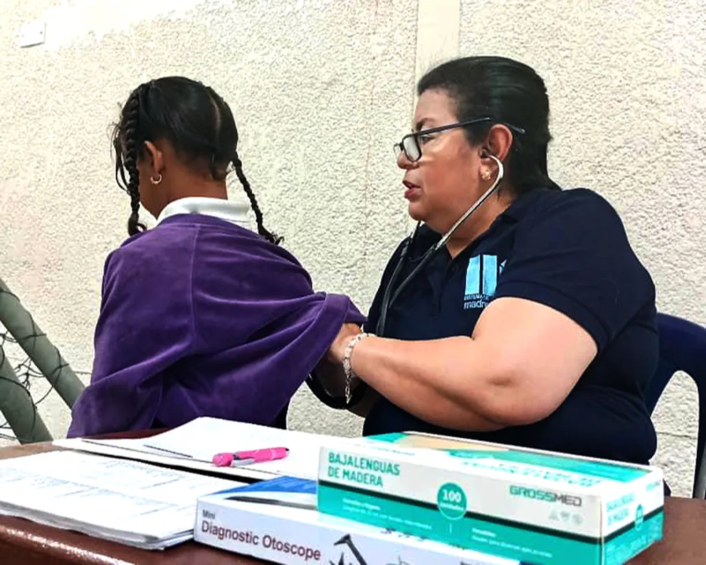Madre Rafols va a tu Escuela
