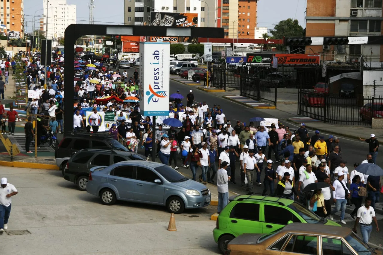 Marcharon sindicatos y gremios en Maracaibo por un salario justo 7