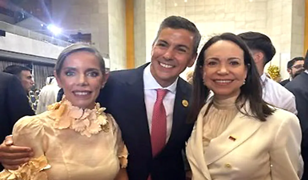 Maria Corina en Chile y Santiago Peña T María Corina Machado asistió a toma de posesión de José Antonio Kast en Chile