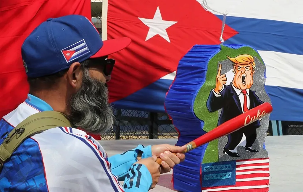Trump  Gobierno de Cuba “va a caer muy pronto”