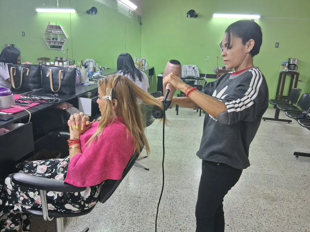 Día Internacional de la Mujer en la COL